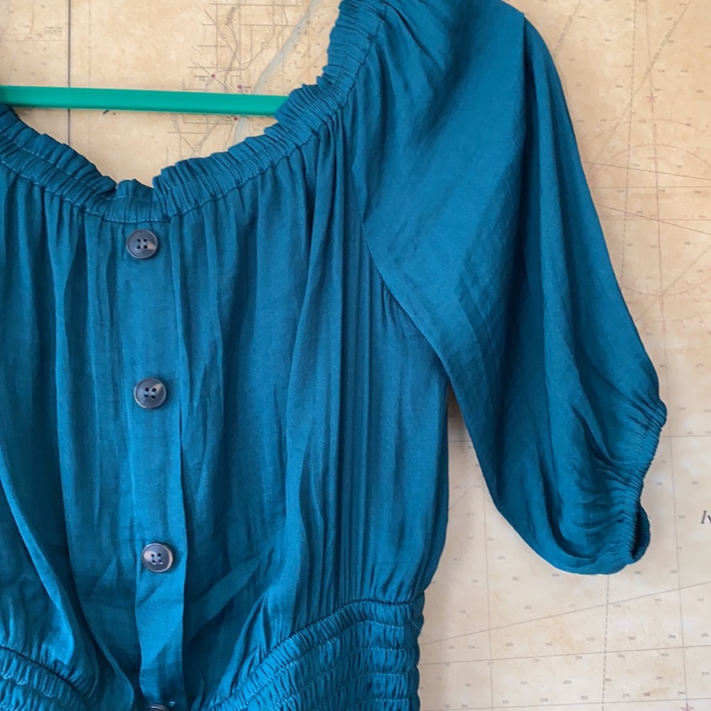 Emerald Green Classy Party Dress (NWT!!)